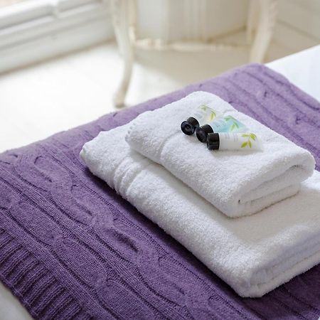 Central Hove Flat W Large Garden ภายนอก รูปภาพ